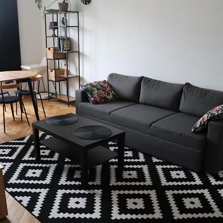Ohmyhome - Plac Pieciu Rogow - Centrum Varšava Exteriér fotografie