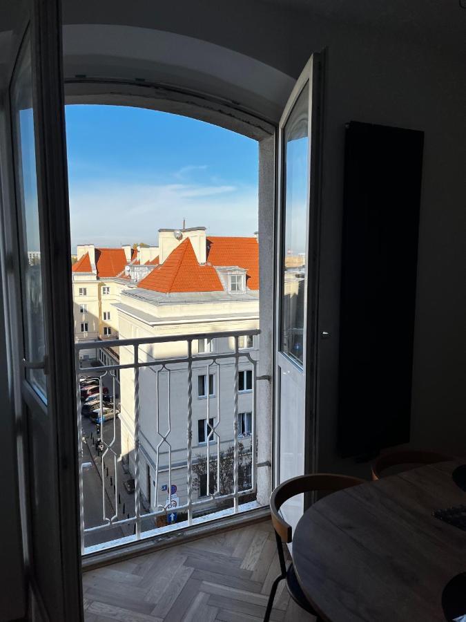 Ohmyhome - Plac Pieciu Rogow - Centrum Varšava Exteriér fotografie